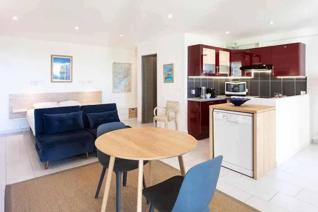 Holiday home L35 Villa Colomars Sea View-Swimming Pool, Terrace&Bbq
