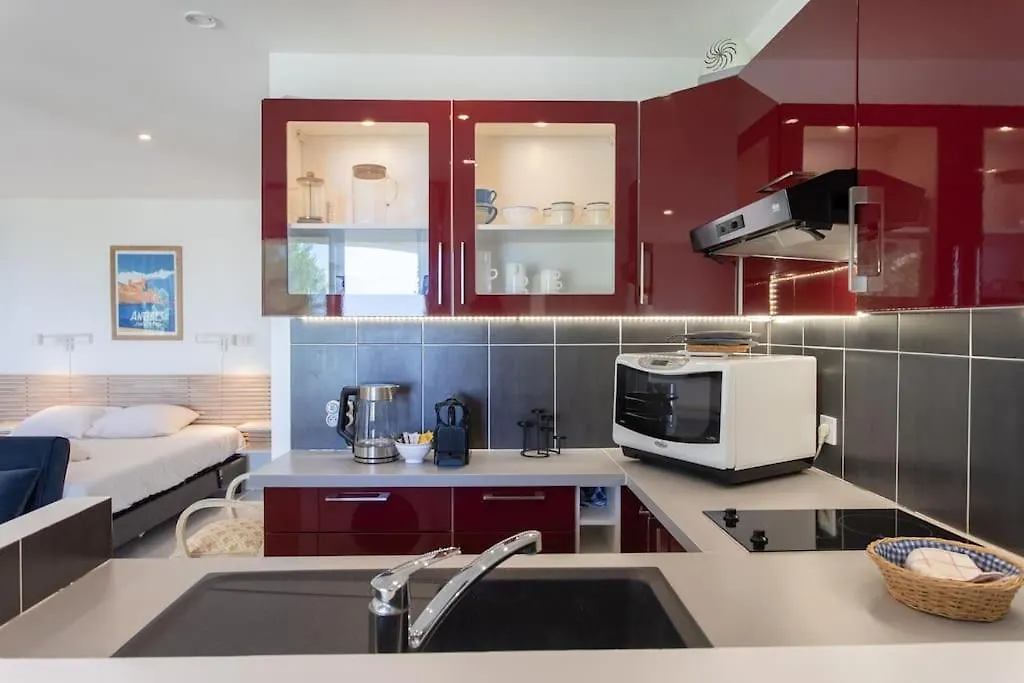 Holiday home L35 Villa Colomars Sea View-Swimming Pool, Terrace&Bbq