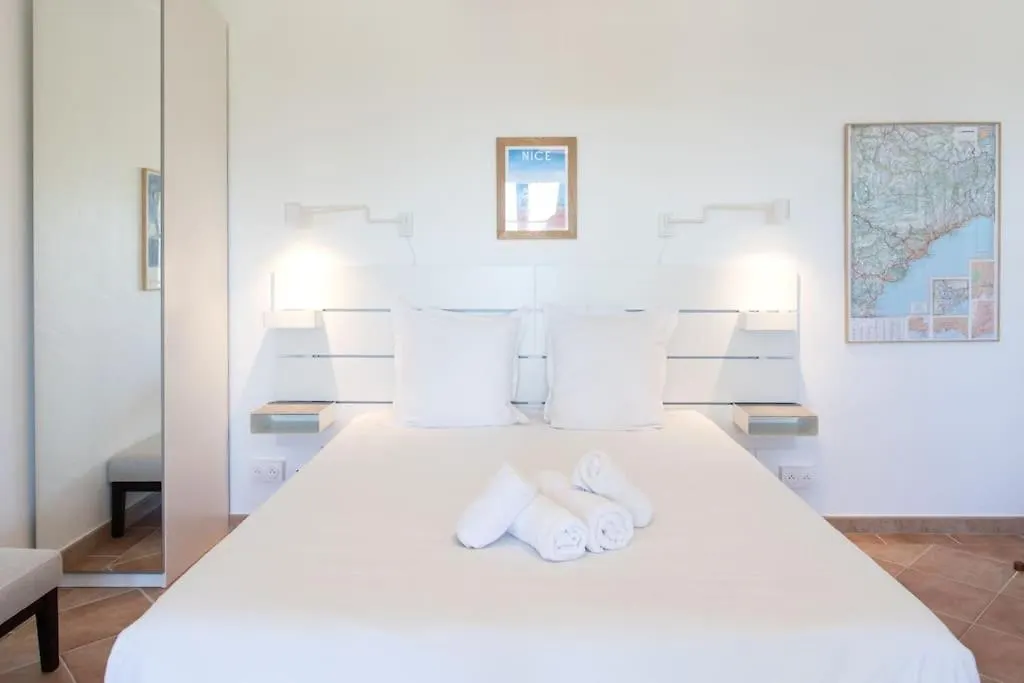 L35 Villa Colomars Sea View-Swimming Pool, Terrace&Bbq 0*,  France